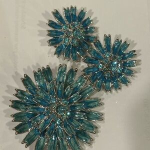 Beautiful Vintage Set Clip Earrings and Brooch Blue Enamel & Rhinestone Flowers